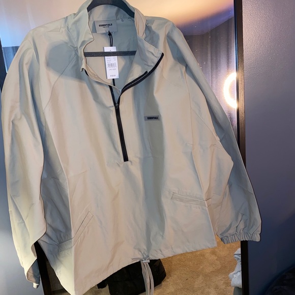 ESSENTIAL - FEAR OF GOD Half-Zip Track Jacket - Picture 8 of 9